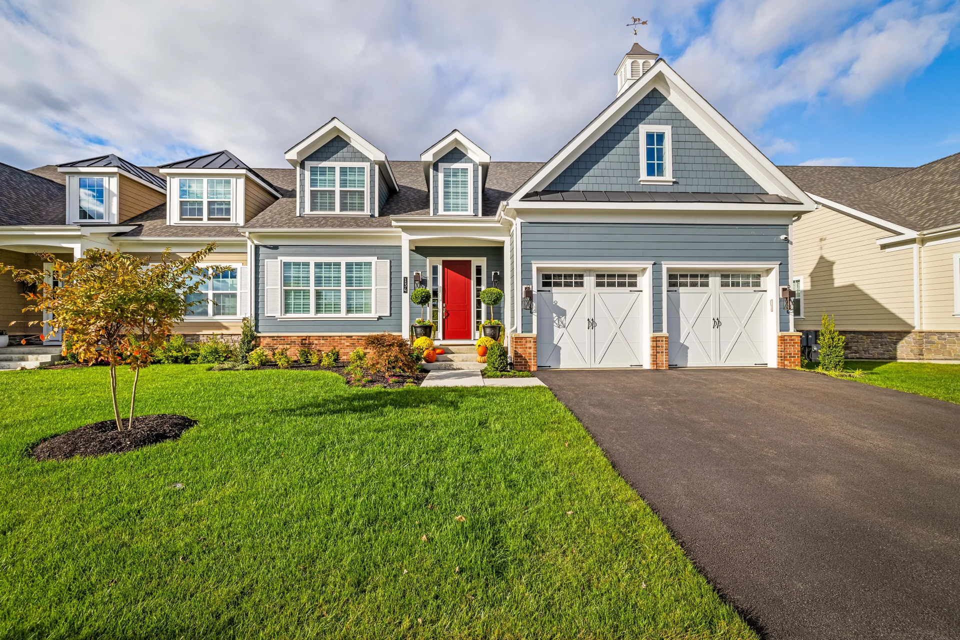 Finished Forge example home. Custom finishes and upgrades shown; available homes may differ.
